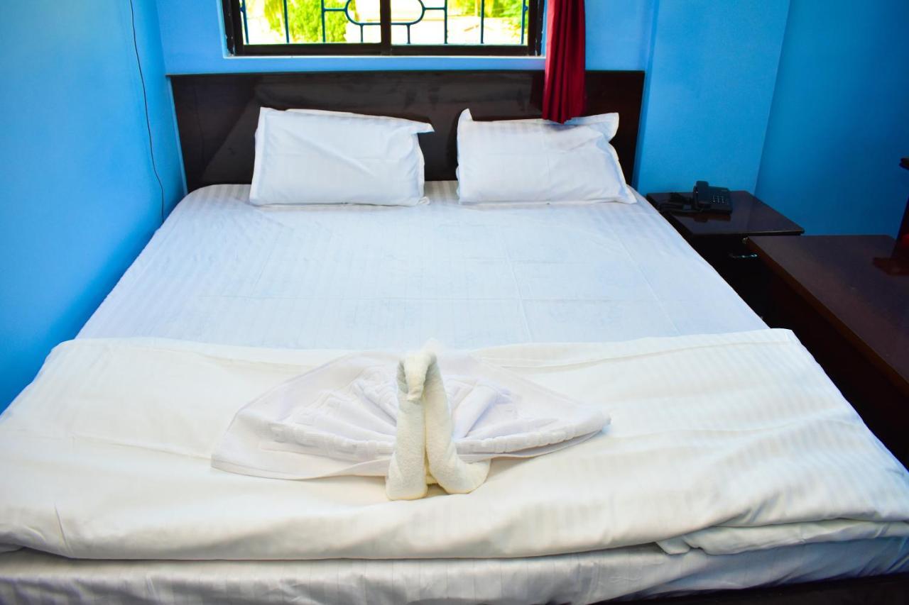 Royal Palace Hotel Bolpur Kültér fotó